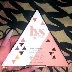 Lys make up eyeshadow palette discontinued shade is empowered nib makeup beauty